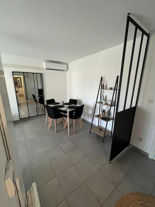 Joli Appt 45 M2 Avec Terrasse Lunel (Herault) Exterior foto