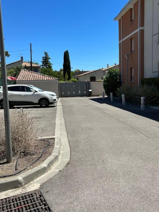 Joli Appt 45 M2 Avec Terrasse Lunel (Herault) Exterior foto